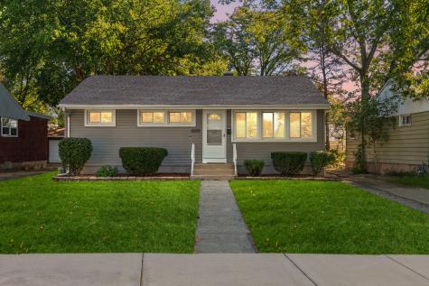 15519 Elm Street South Holland IL 60473