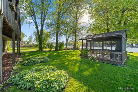 1423 North River Road Mchenry IL 60051