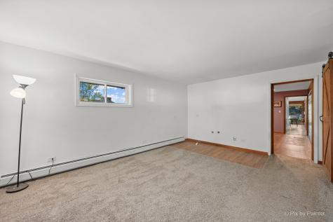 1423 North River Road Mchenry IL 60051
