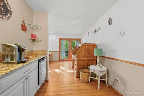1423 North River Road Mchenry IL 60051