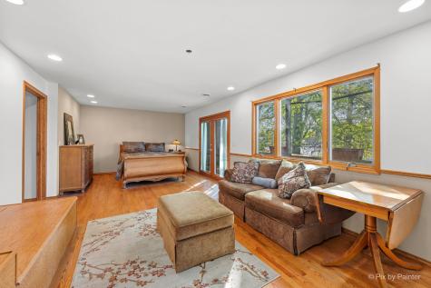 1423 North River Road Mchenry IL 60051