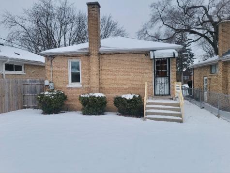 241 48TH Avenue Bellwood IL 60104