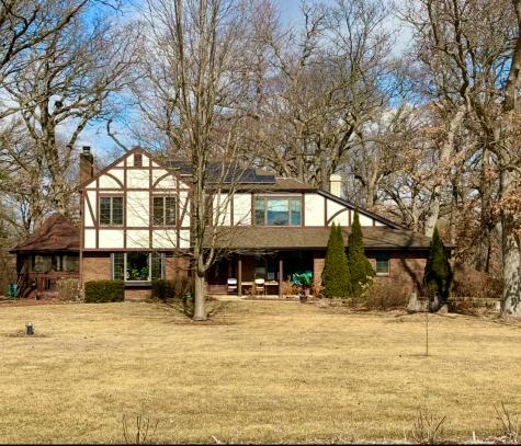40W868 Creekwood Drive Elgin IL 60124