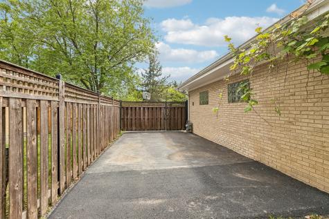 914 North Elmhurst Road Prospect Heights IL 60070