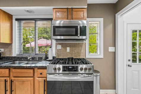 914 North Elmhurst Road Prospect Heights IL 60070
