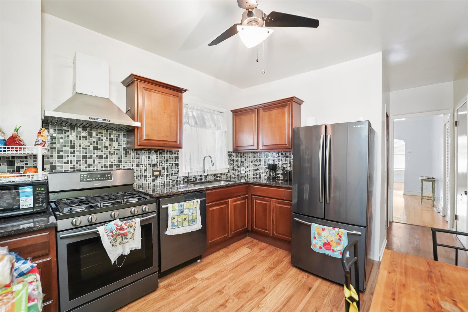 3546 West Hirsch Street Chicago IL 60651