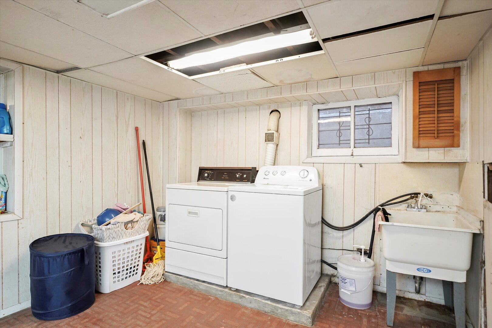 3546 West Hirsch Street Chicago IL 60651