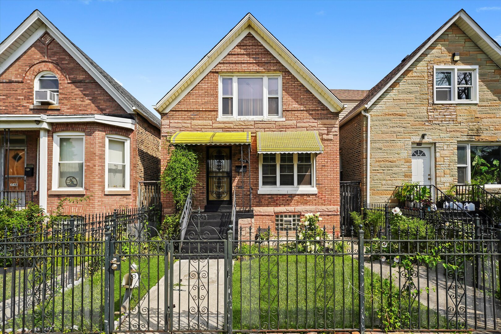 3546 West Hirsch Street Chicago IL 60651