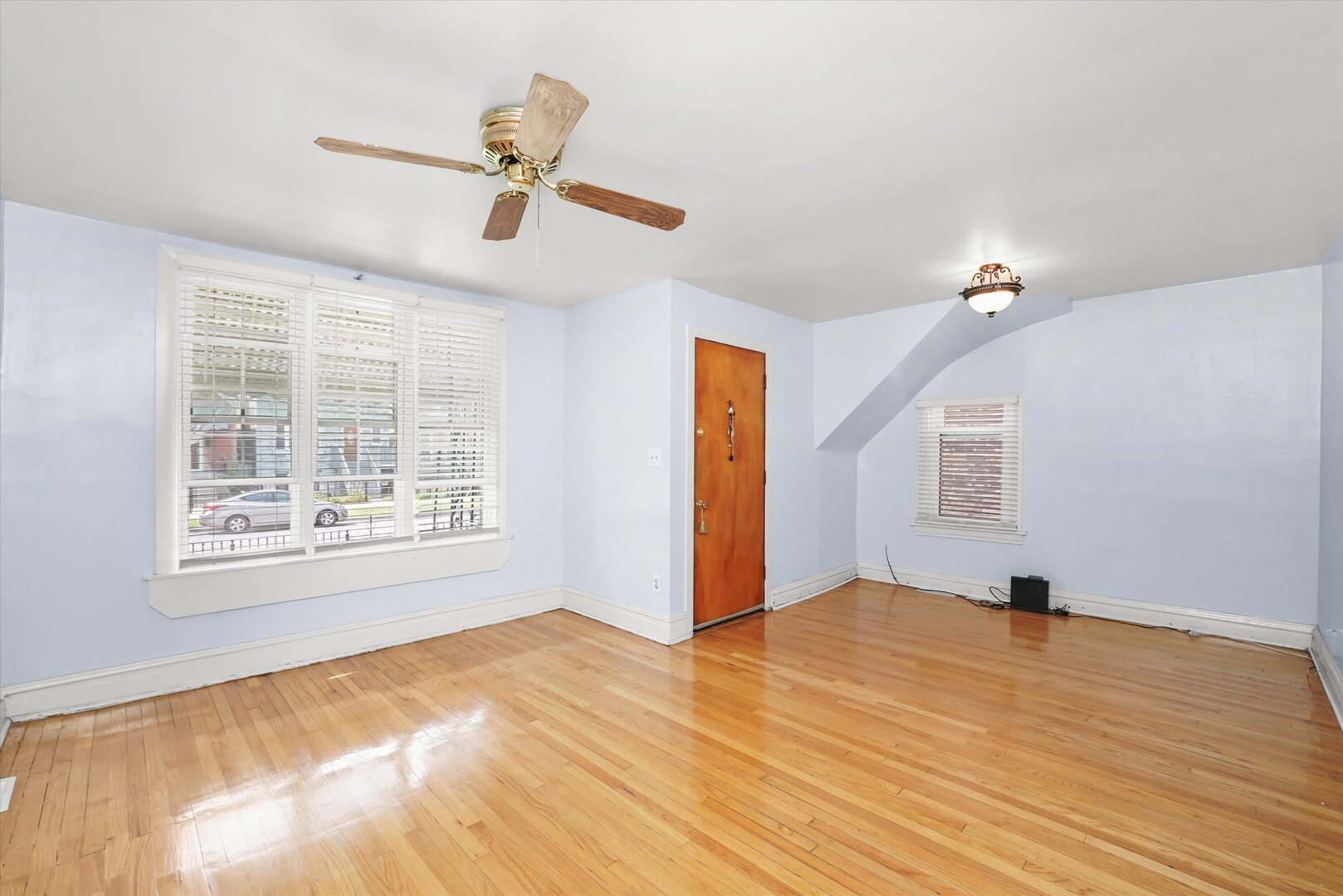 3546 West Hirsch Street Chicago IL 60651