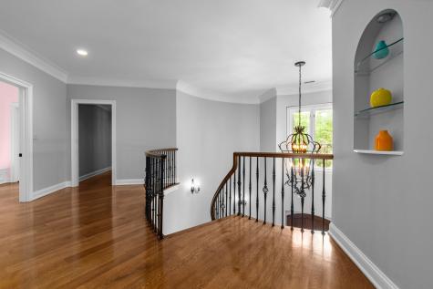 697 Bluff Road Lake Bluff IL 60044