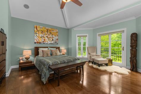 697 Bluff Road Lake Bluff IL 60044