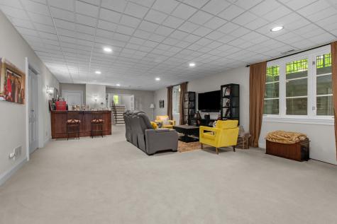 697 Bluff Road Lake Bluff IL 60044