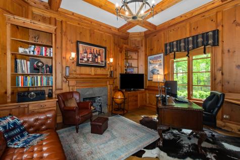 697 Bluff Road Lake Bluff IL 60044