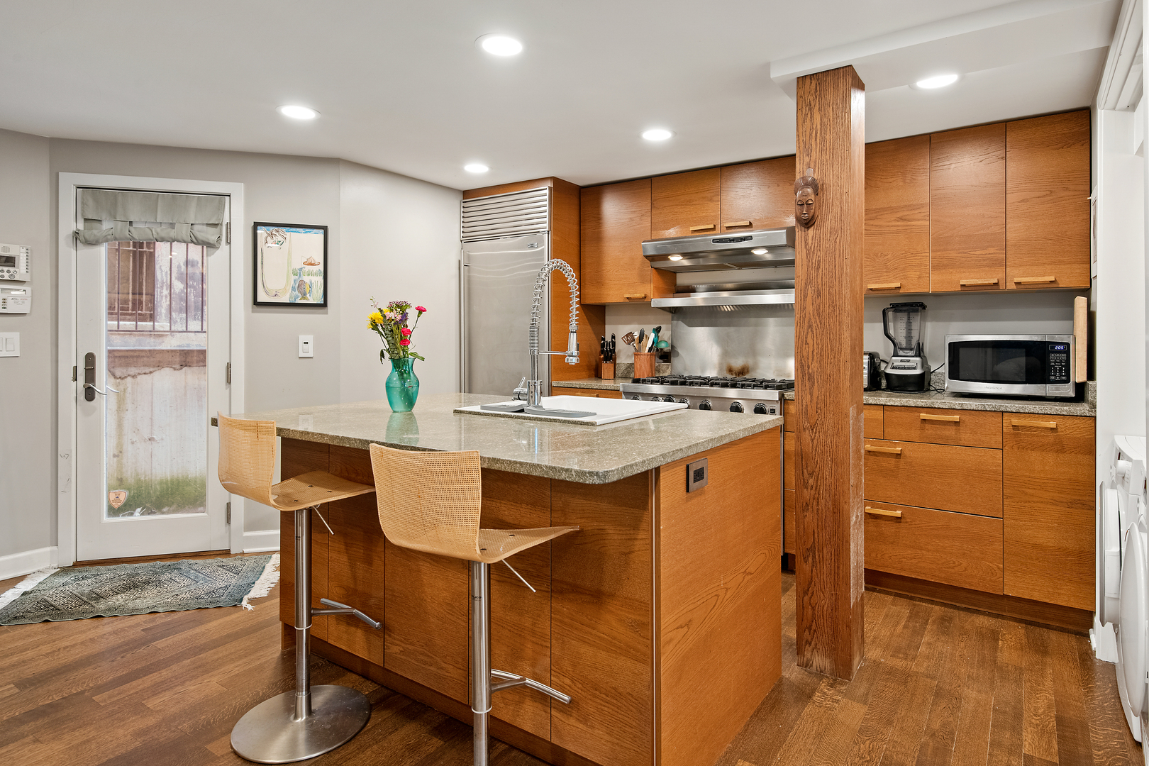 1646 North Leavitt Street Chicago IL 60647
