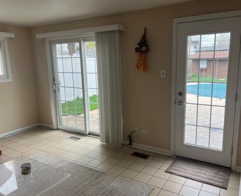 260 Brentwood Drive Des Plaines IL 60016