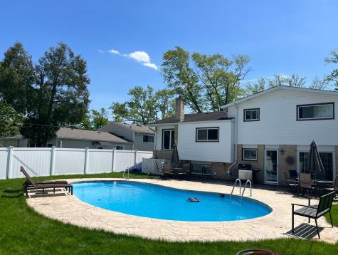 260 Brentwood Drive Des Plaines IL 60016