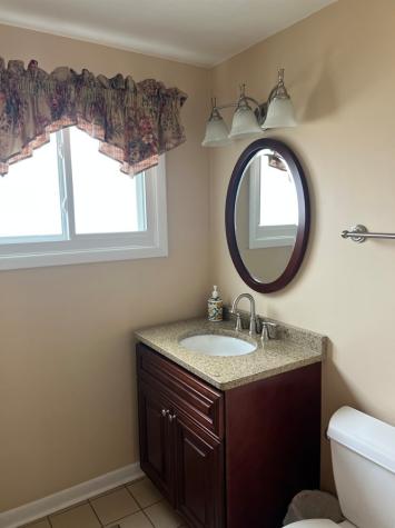 260 Brentwood Drive Des Plaines IL 60016