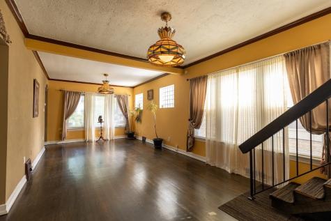 6840 29TH Place Berwyn IL 60402