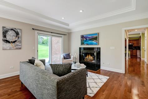 8827 Palisades Road Burr Ridge IL 60527