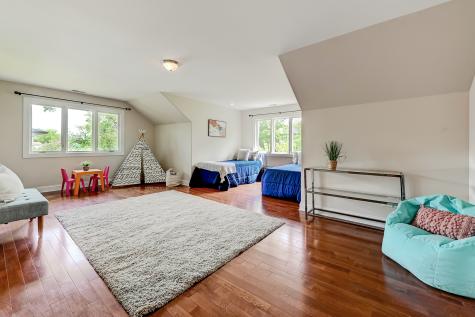8827 Palisades Road Burr Ridge IL 60527