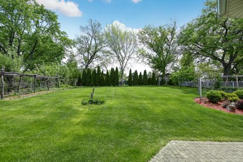 8827 Palisades Road Burr Ridge IL 60527