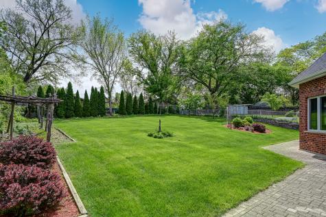 8827 Palisades Road Burr Ridge IL 60527