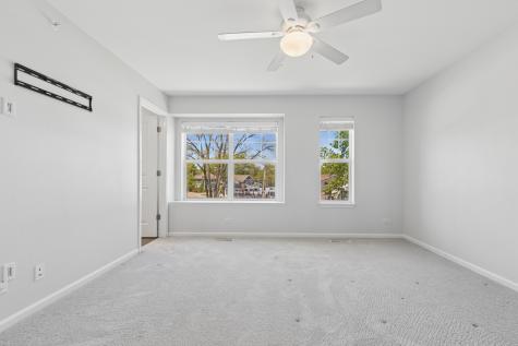 86 Lakeview Place Lake Zurich IL 60047