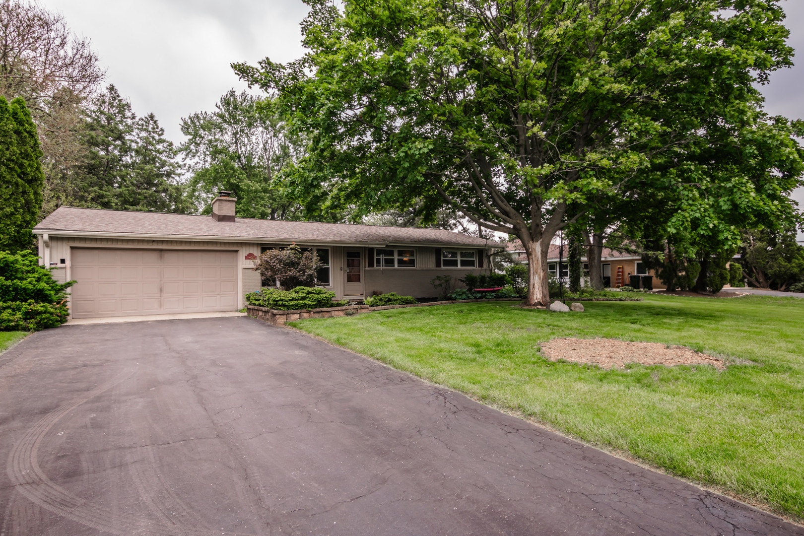 9S771 Brookbank Road Willowbrook IL 60527