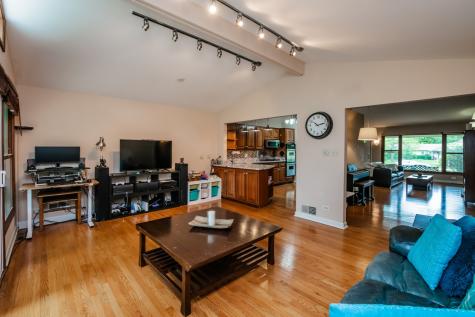 9S771 Brookbank Road Willowbrook IL 60527