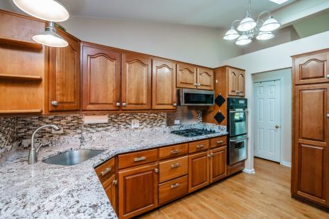9S771 Brookbank Road Willowbrook IL 60527