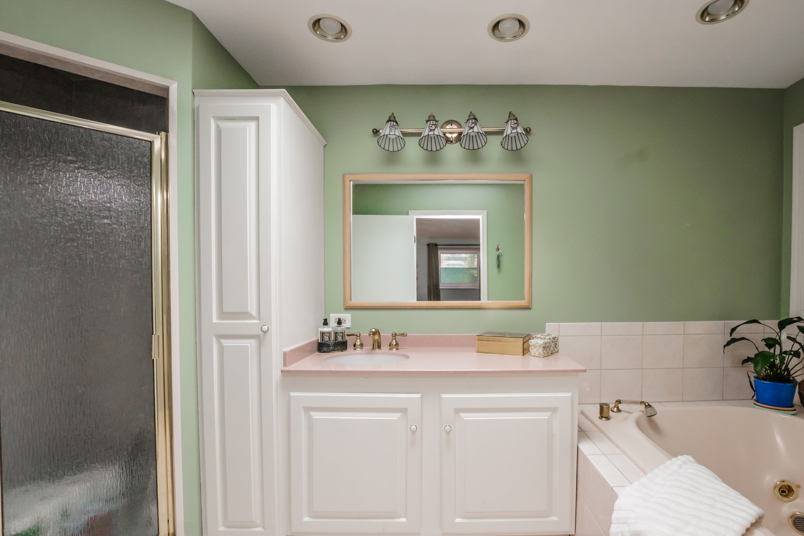 9S771 Brookbank Road Willowbrook IL 60527