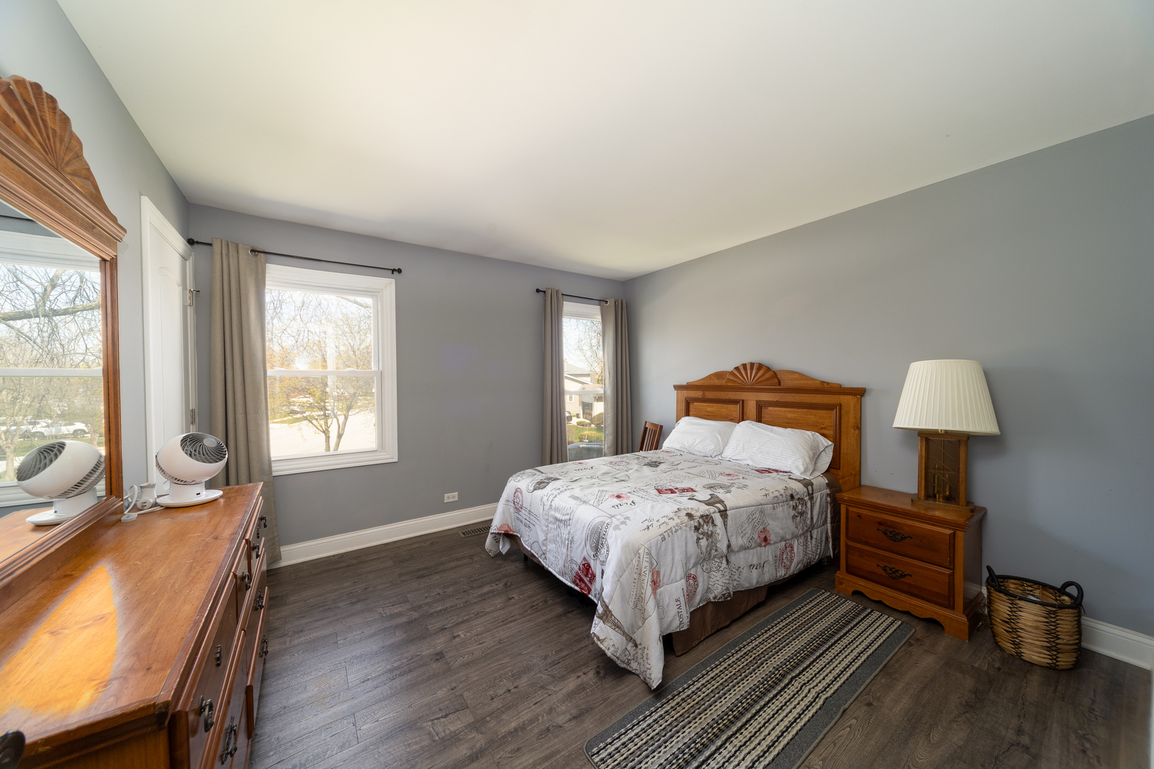 1201 North Scarlet Court Addison IL 60101