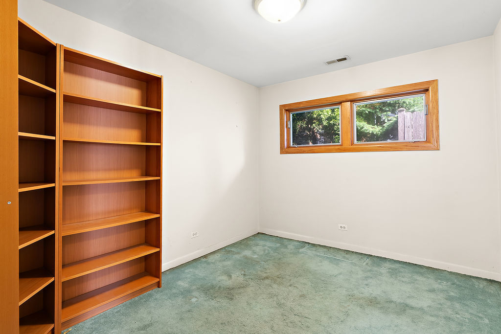 7440 West Everell Avenue Chicago IL 60631