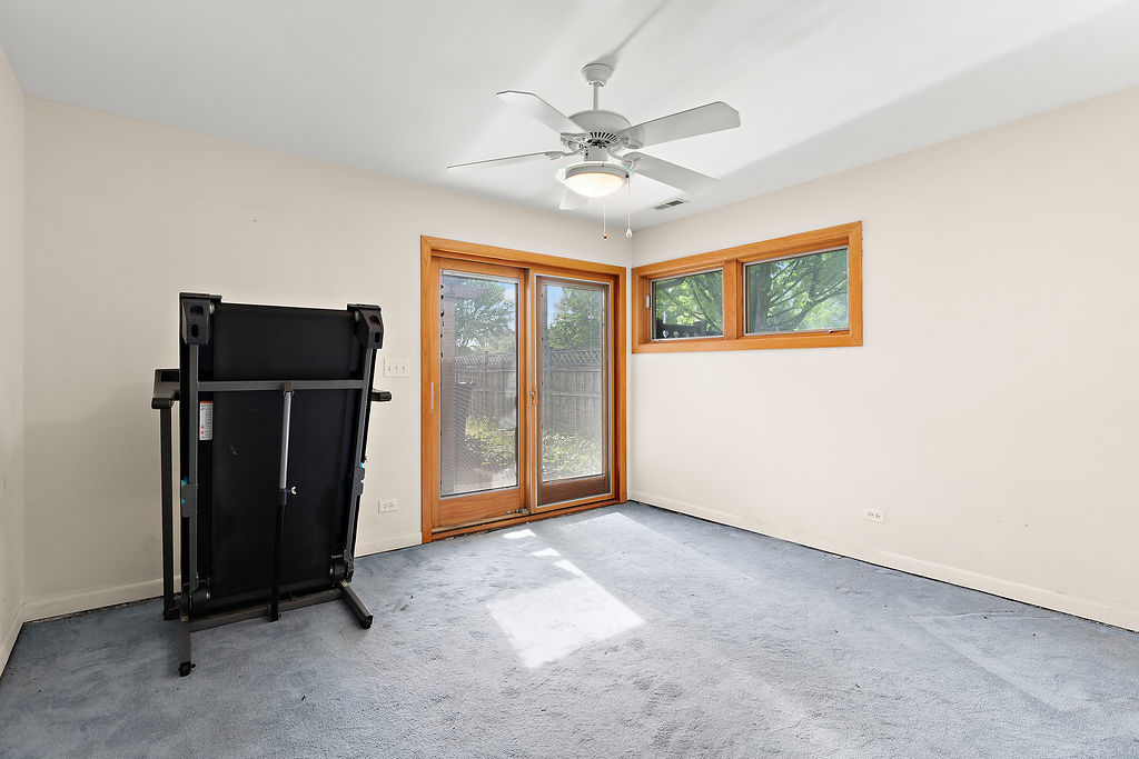 7440 West Everell Avenue Chicago IL 60631
