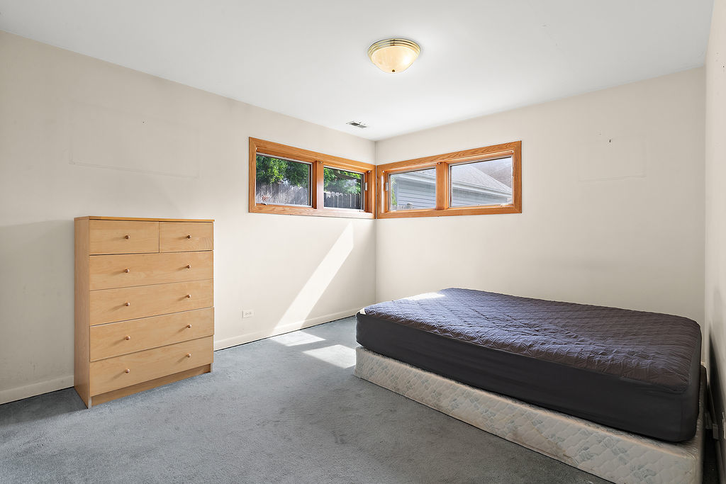 7440 West Everell Avenue Chicago IL 60631