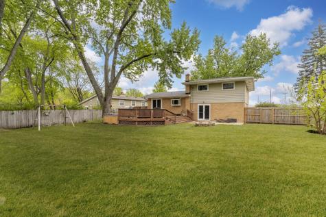 9 Sycamore Drive Naperville IL 60540