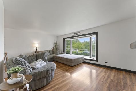 9 Sycamore Drive Naperville IL 60540