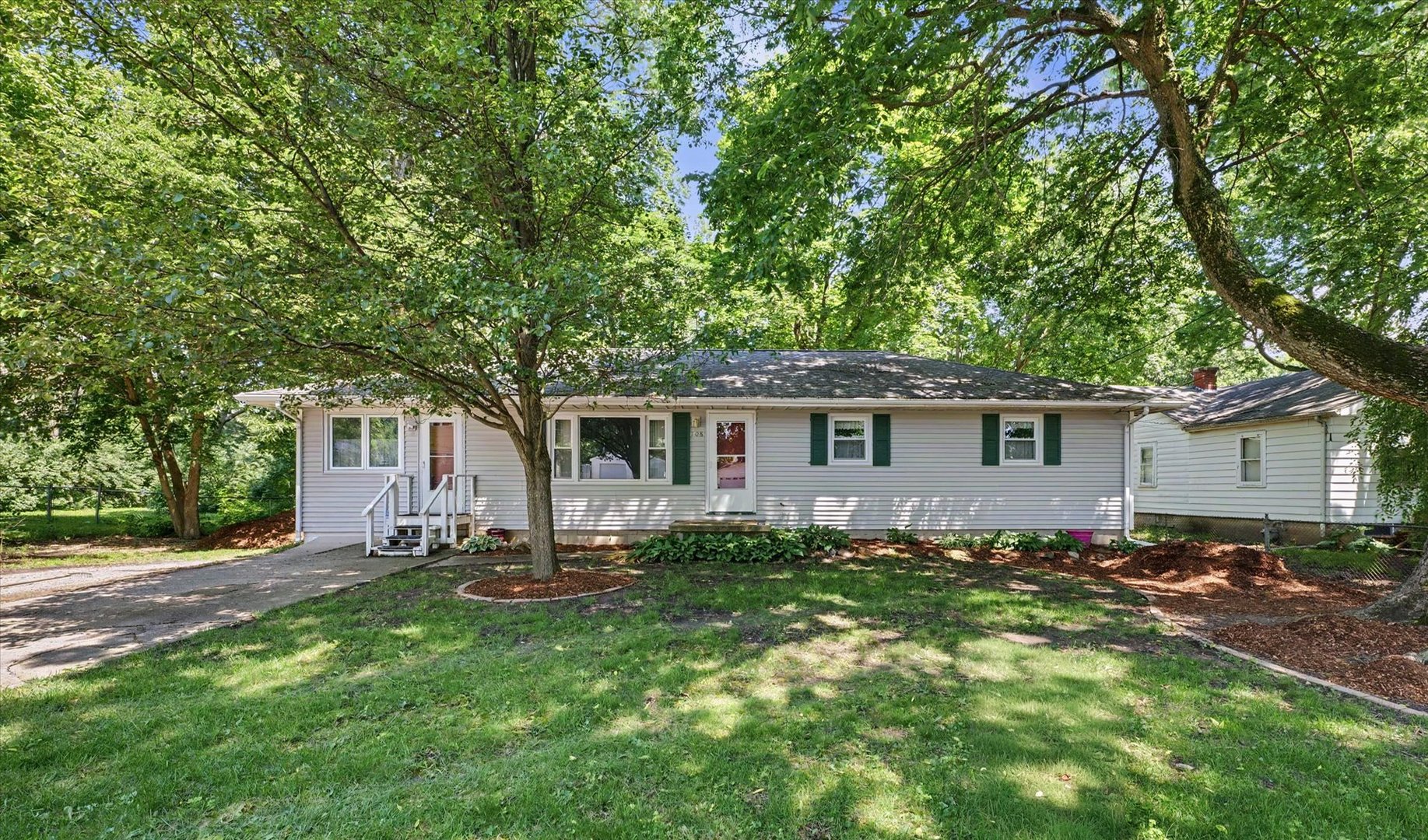 108 Brady Lane Urbana IL 61802