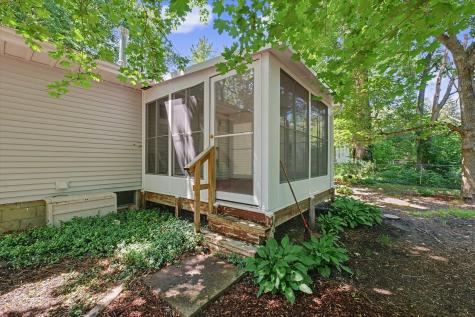 108 Brady Lane Urbana IL 61802