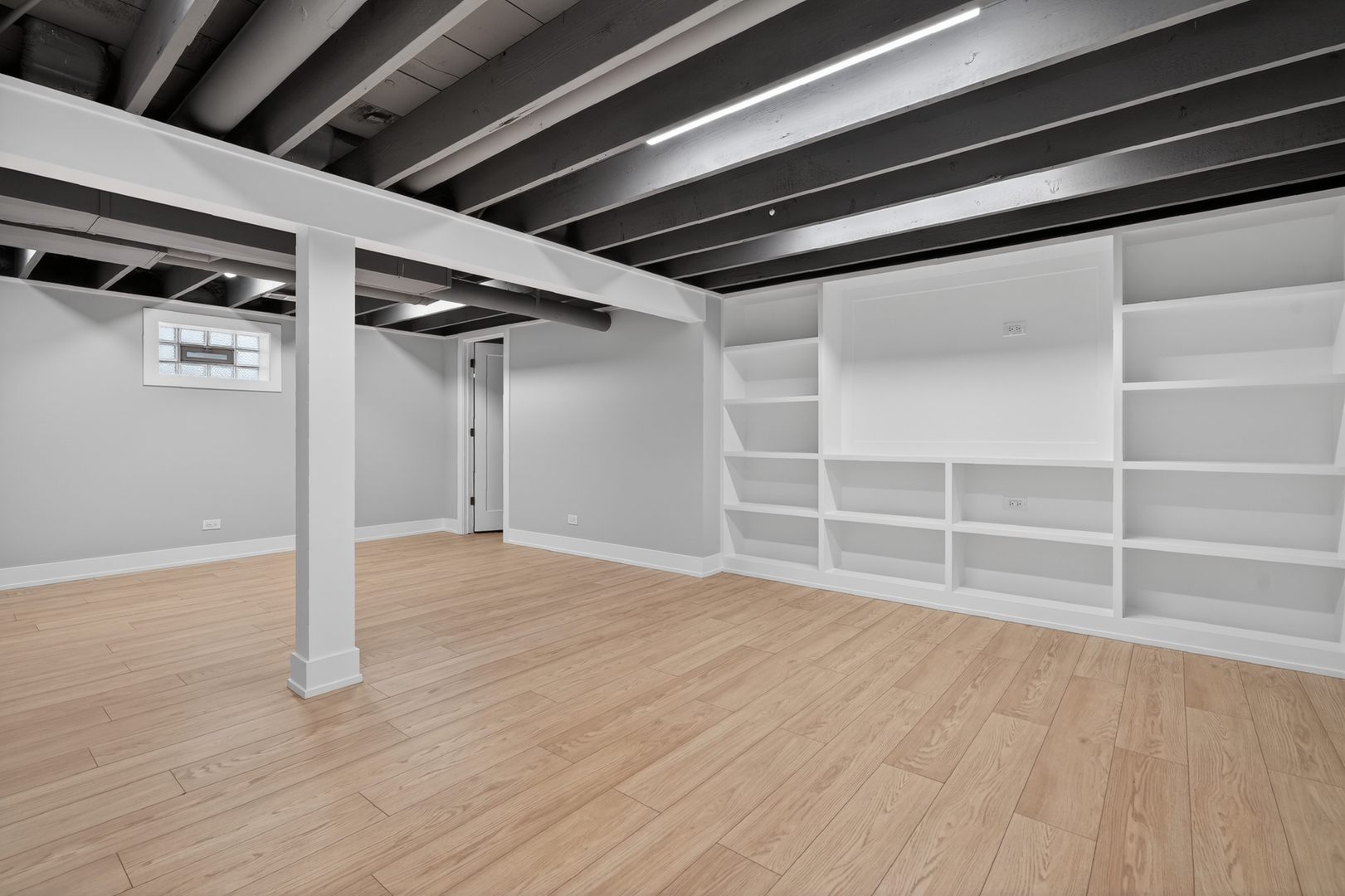4430 North Mulligan Avenue Chicago IL 60634