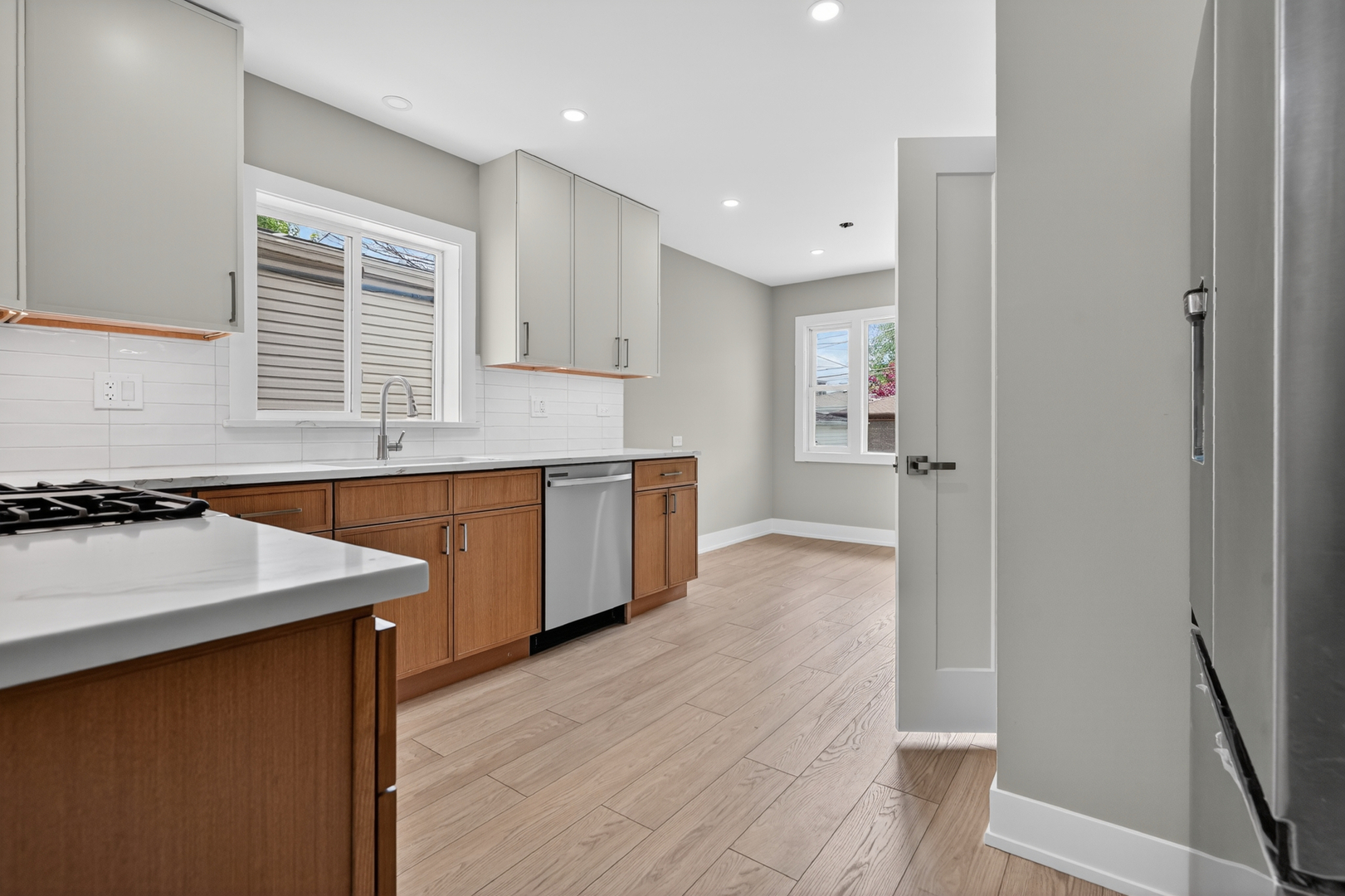 4430 North Mulligan Avenue Chicago IL 60634