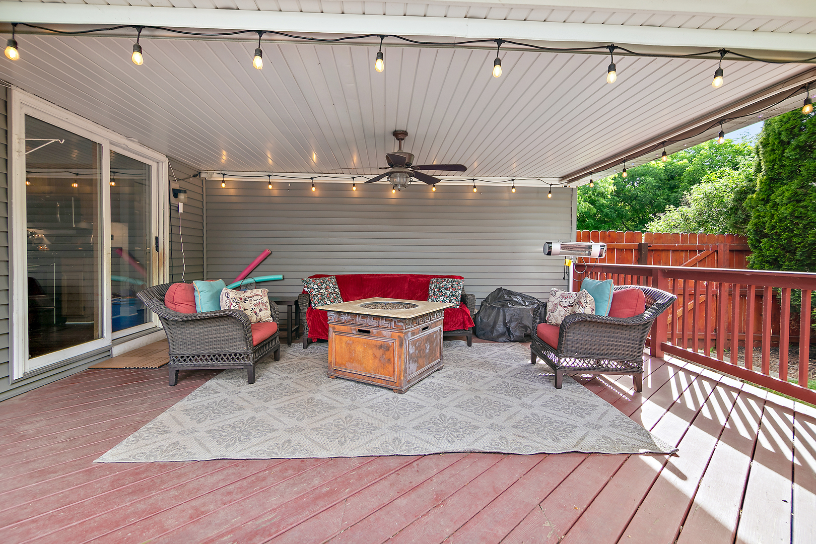 284 Beaver Creek Drive Bolingbrook IL 60490