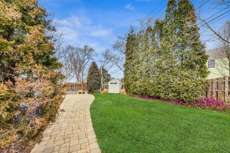 5345 Lawn Avenue Western Springs IL 60558