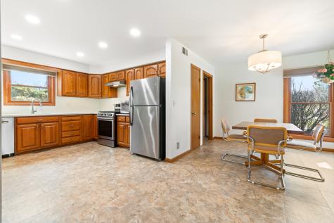 1602 Brittany Lane Long Grove IL 60047
