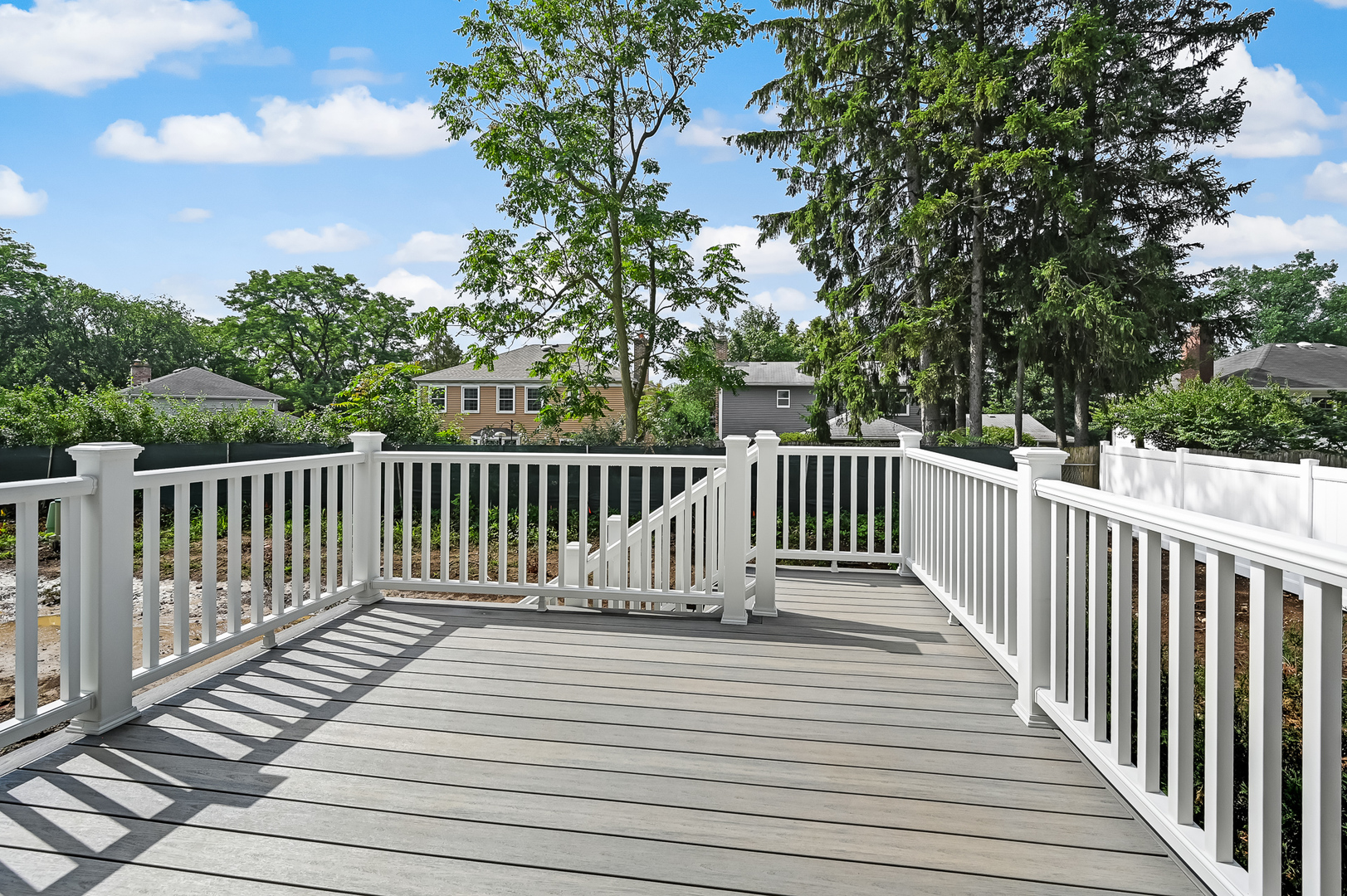 129 Harding Court Glen Ellyn IL 60137