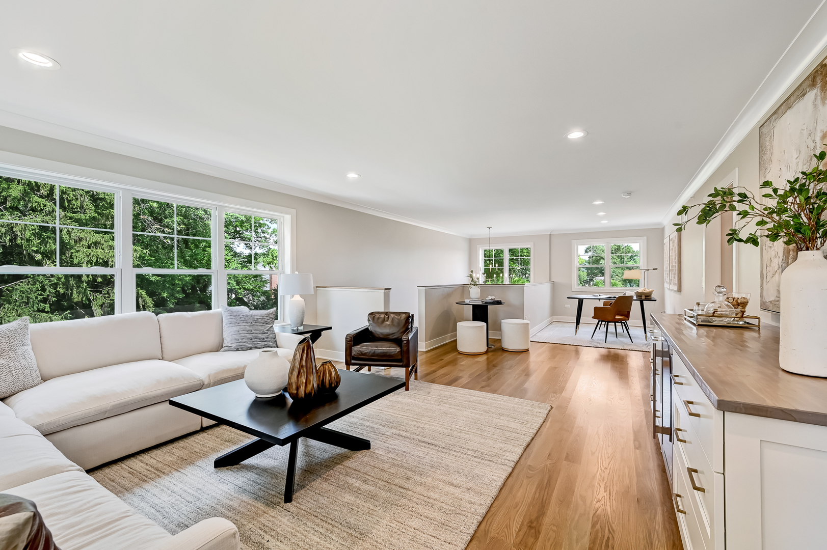 129 Harding Court Glen Ellyn IL 60137