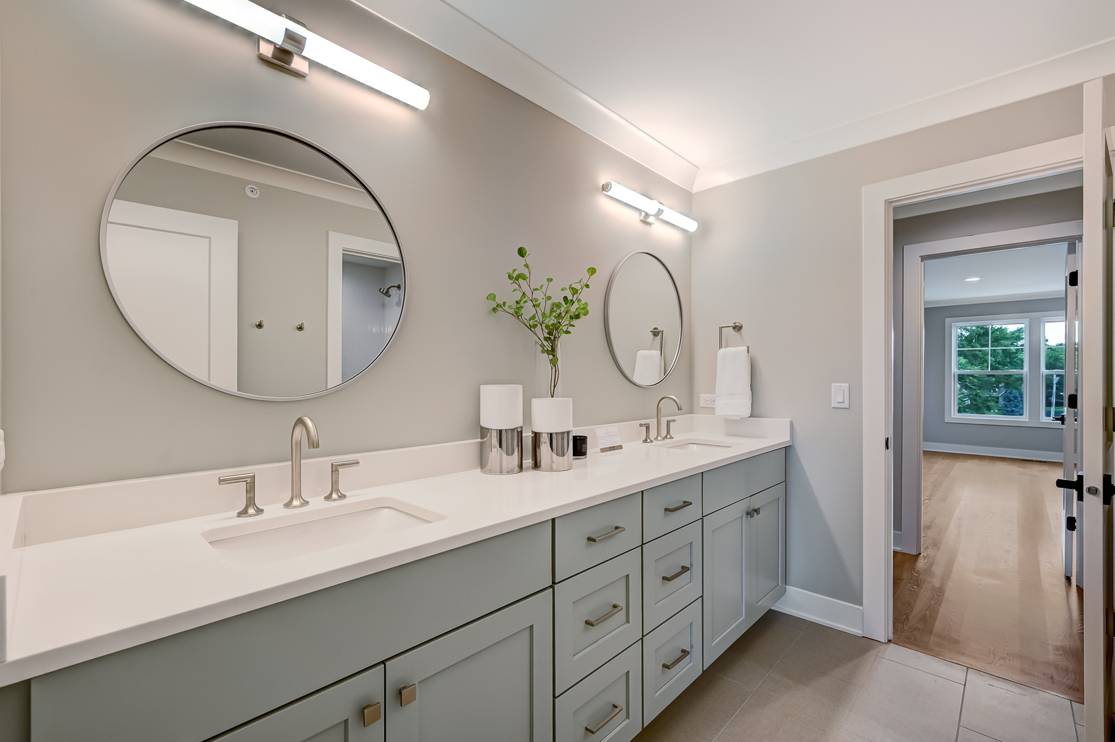 129 Harding Court Glen Ellyn IL 60137