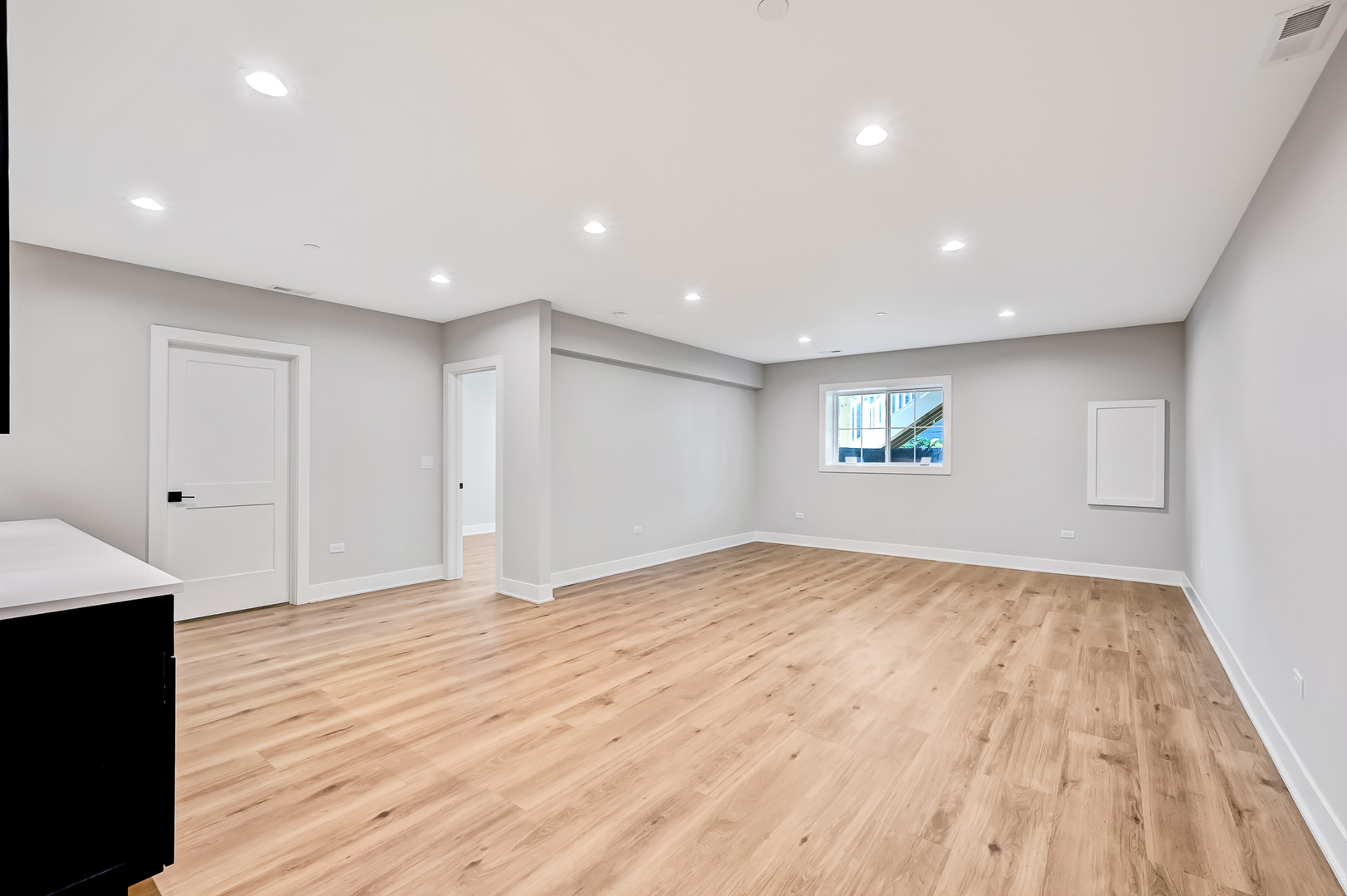 129 Harding Court Glen Ellyn IL 60137