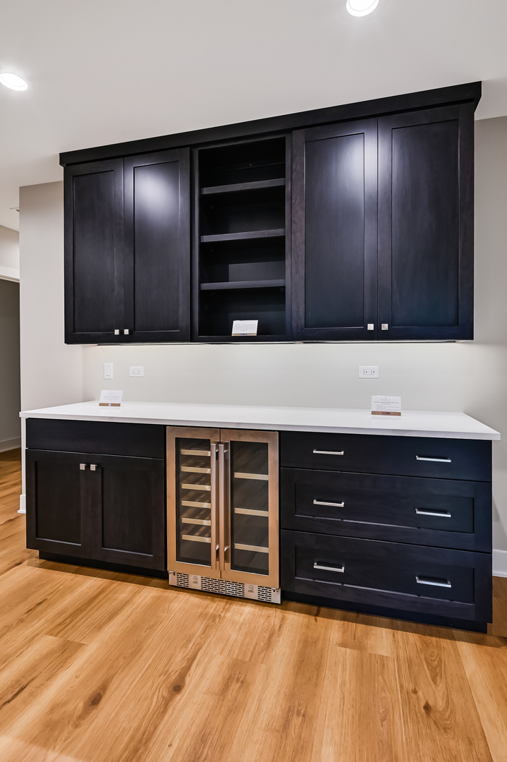 129 Harding Court Glen Ellyn IL 60137