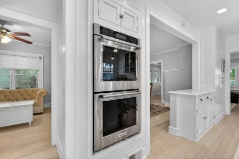 112 Douglas Avenue Libertyville IL 60048
